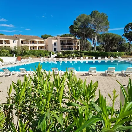 Studio 4P Vue Piscine St Raphael Valescure - Au Coeur Des Golfs Saint-Raphaël Exterior foto