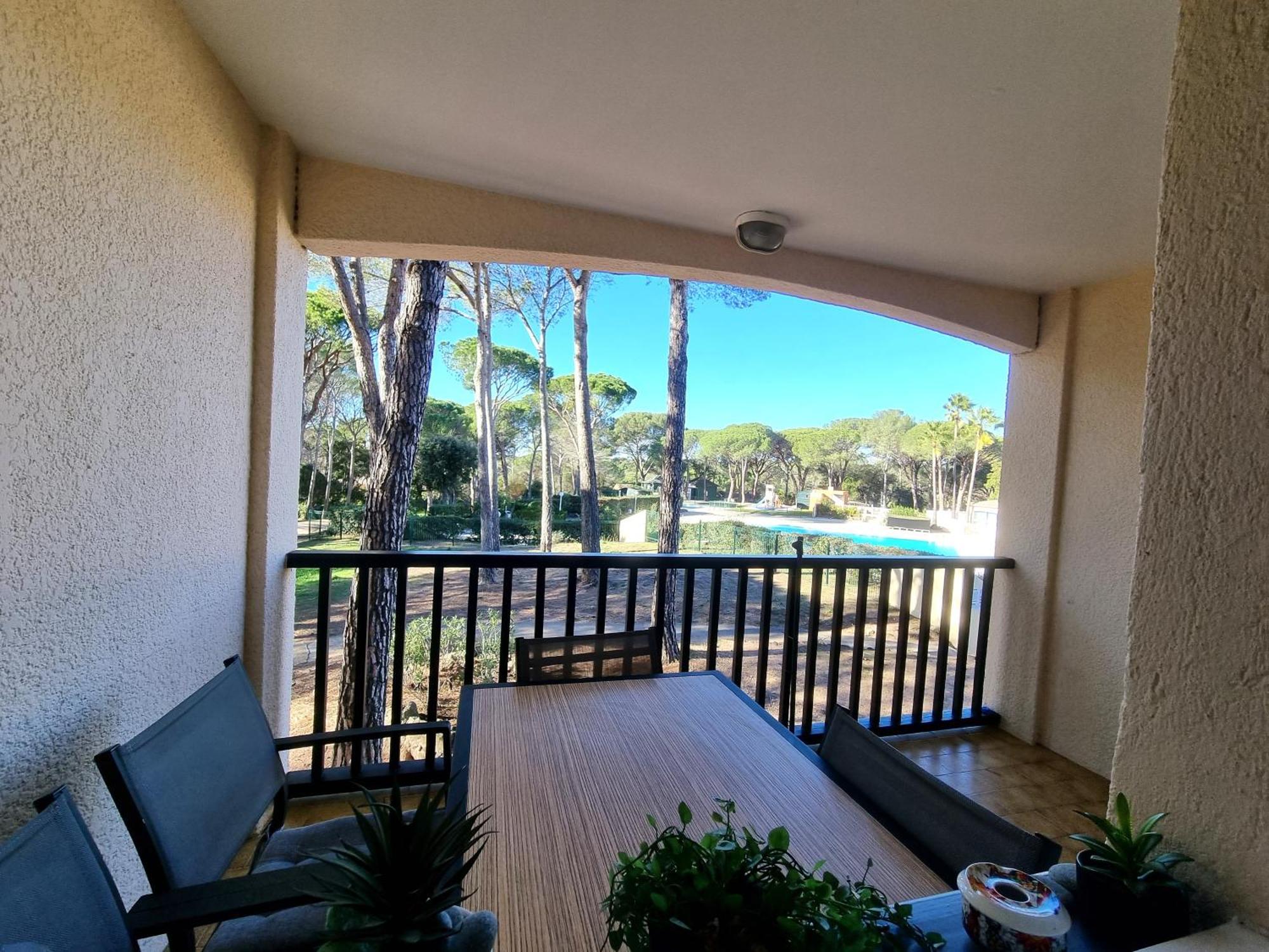 4p Vue Piscine St Raphael Valescure - Au Coeur Des Golfs Apartment Saint-Raphael (Var)